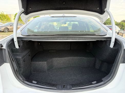 Used 2020 Ford Fusion SE FWD image 38