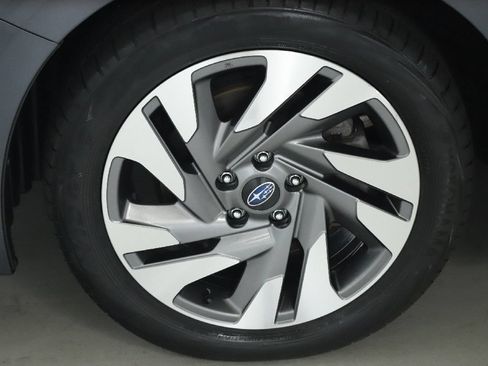Used 2023 Subaru Legacy Limited AWD/4WD image 38