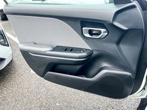 Certified 2025 Kia K4 EX image 15