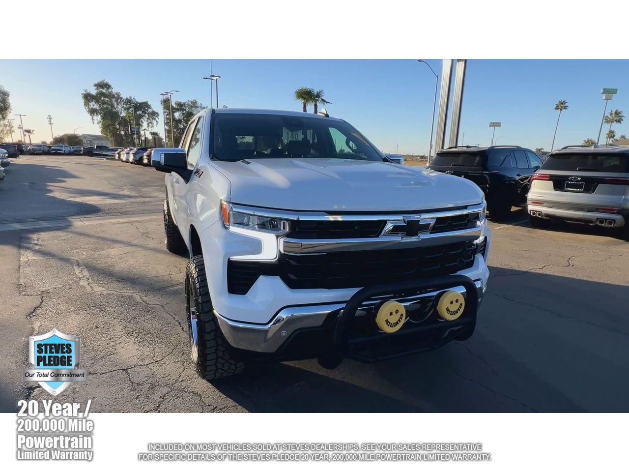 Used 2024 Chevrolet Silverado 1500 LT AWD/4WD image 5