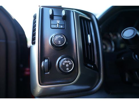 Used 2017 Chevrolet Silverado 1500 LT w/ LT Convenience Package image 15