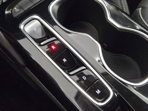 Used 2023 Buick Envision Essence image 31