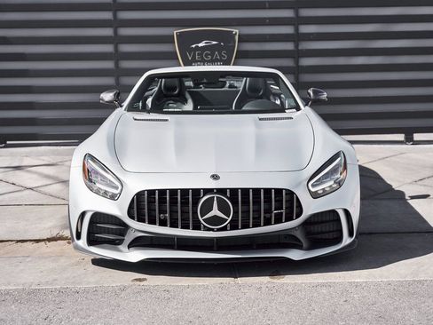 Used 2020 Mercedes-Benz AMG GT R image 24