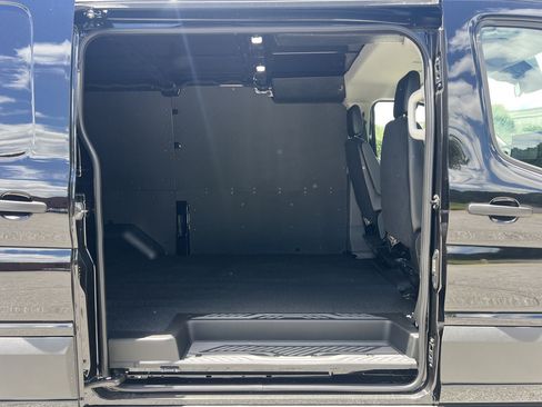 New 2025 Ford Transit 250 Low Roof w/ Load Area Protection Package RWD image 17