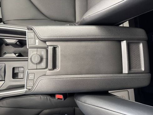 New 2026 Toyota Grand Highlander XLE AWD/4WD image 12