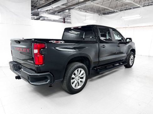 Used 2020 Chevrolet Silverado 1500 Custom w/ Custom Value Package AWD/4WD image 5