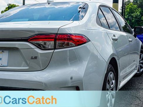 Used 2020 Toyota Corolla LE FWD image 7