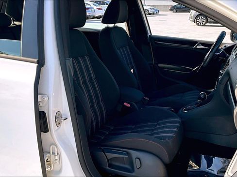Used 2013 Volkswagen GTI 4-Door image 9
