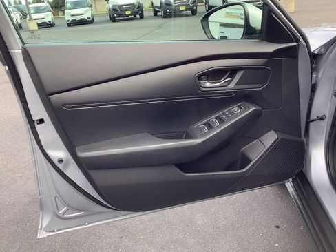 Used 2023 Honda Accord LX image 9