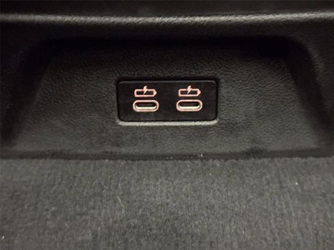 Used 2022 BMW X3 xDrive30i w/ M Sport Package image 38