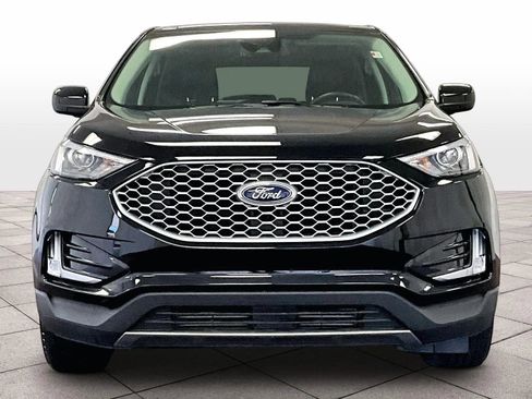 Certified 2023 Ford Edge SEL w/ Convenience Package AWD/4WD image 3