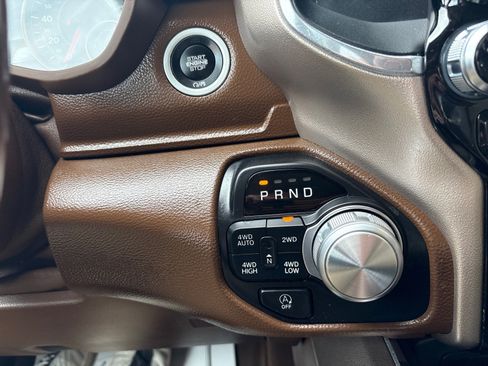 Used 2019 RAM 1500 Laramie AWD/4WD image 20