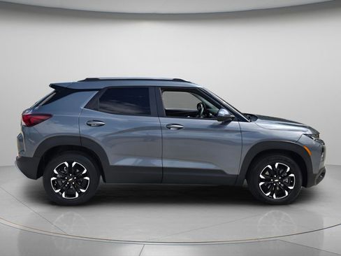 Used 2022 Chevrolet TrailBlazer LT image 4