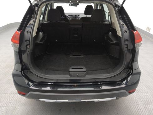 Used 2019 Nissan Rogue S AWD/4WD image 29