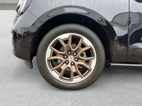 Used 2025 Ford Expedition Max King Ranch image 23