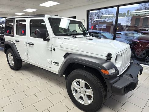Used 2022 Jeep Wrangler Unlimited Sport image 5