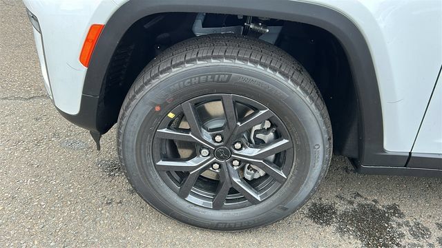 New 2027 Jeep Grand Cherokee L 4WD image 8
