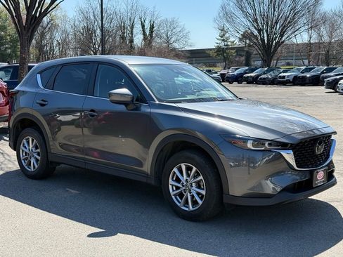Used 2023 MAZDA CX-5 AWD 2.5 S w/ Select Package image 4