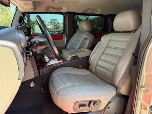 Used 2005 HUMMER H2 image 27