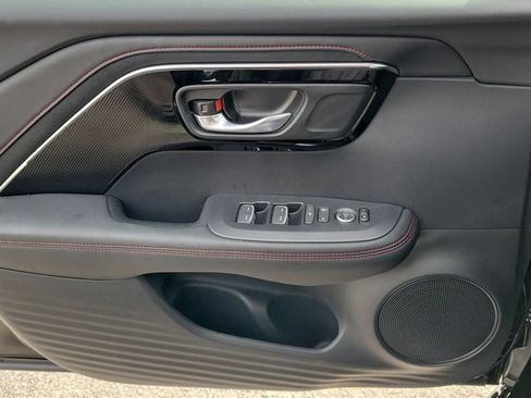 Certified 2025 Acura ADX A-Spec image 25