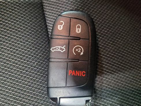 Used 2019 Dodge Charger SXT AWD/4WD image 32