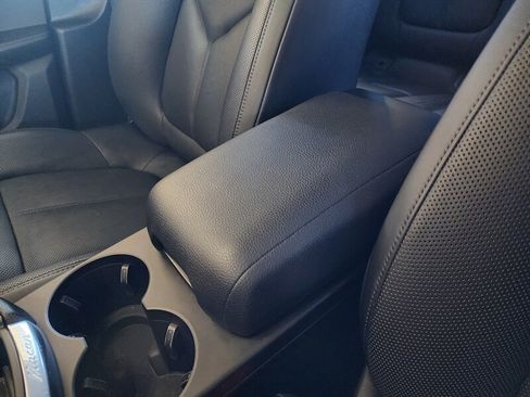 Used 2022 Porsche Macan image 52