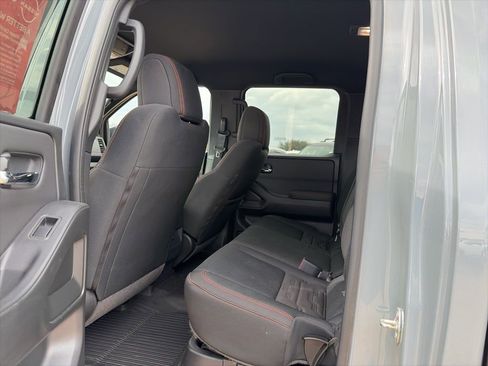Certified 2024 Nissan Frontier Pro-X w/ Technology Package image 8