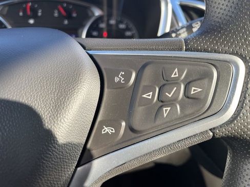 Used 2022 Chevrolet Equinox LT image 21