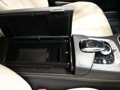 Used 2018 Mercedes-Benz Maybach S 560 4MATIC image 89