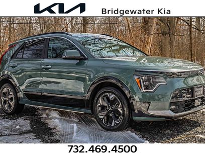 Certified 2024 Kia Niro Wave