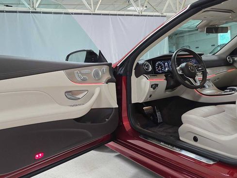 Used 2020 Mercedes-Benz E 450 4MATIC Cabriolet image 17