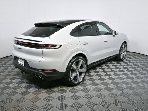 New 2026 Porsche Cayenne Coupe AWD/4WD image 28