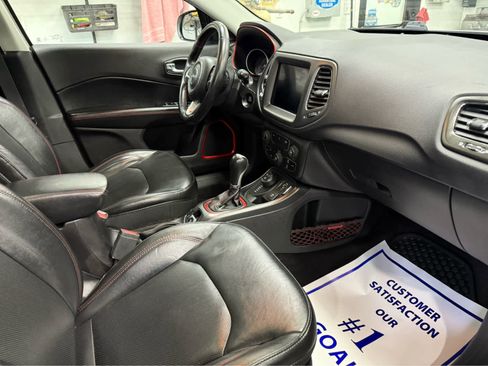 Used 2019 Jeep Compass Trailhawk w/ Leather Interior Group image 28