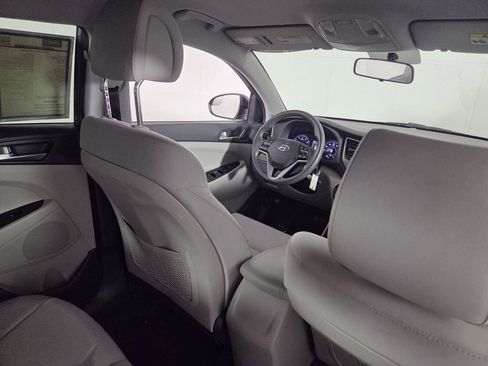 Used 2018 Hyundai Tucson SE w/ Cargo Package FWD image 30