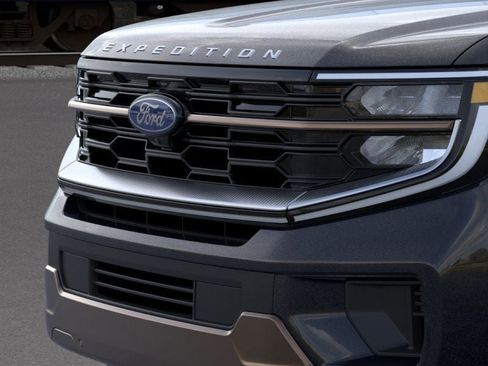 New 2025 Ford Expedition Max King Ranch image 17