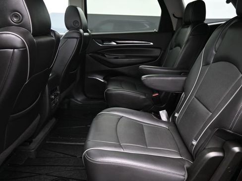 Used 2021 Buick Enclave Avenir w/ Avenir Technology Package image 11