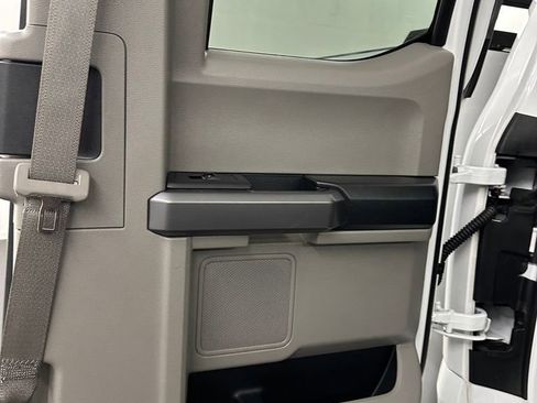 Used 2019 Ford F250 XLT w/ XLT Premium Package image 34