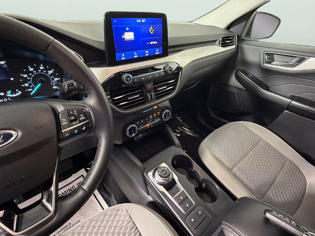 Used 2022 Ford Escape SE w/ SE Sport Appearance Package FWD image 19