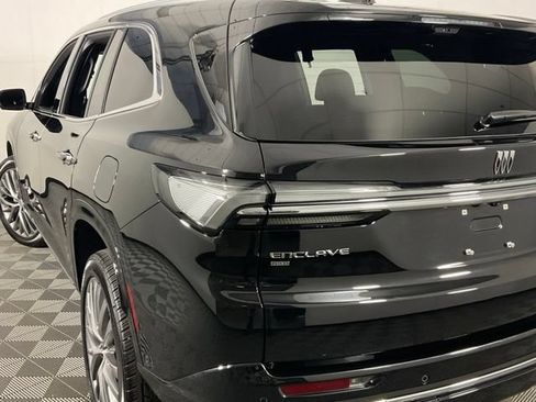 Used 2025 Buick Enclave Avenir w/ Super Cruise Package AWD/4WD image 35