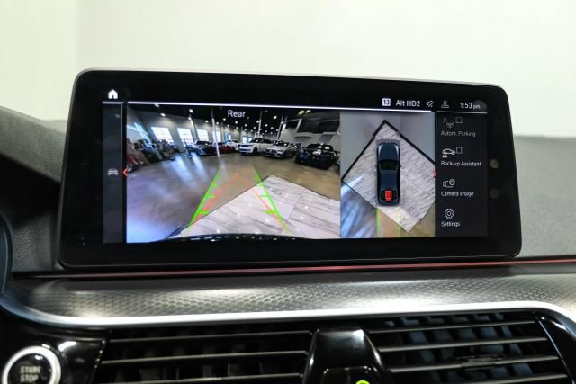 Used 2021 BMW 540i w/ M Sport Package RWD image 25