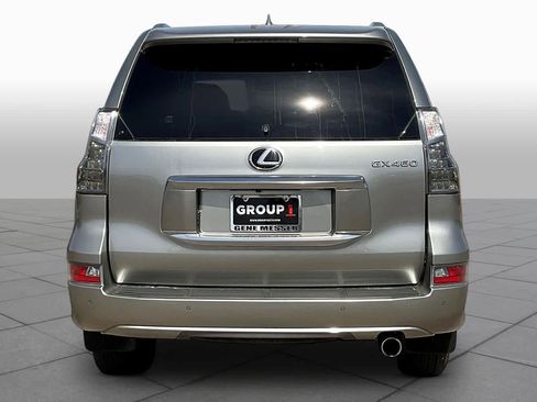 Used 2021 Lexus GX 460 Luxury w/ Accessory Package AWD/4WD image 5