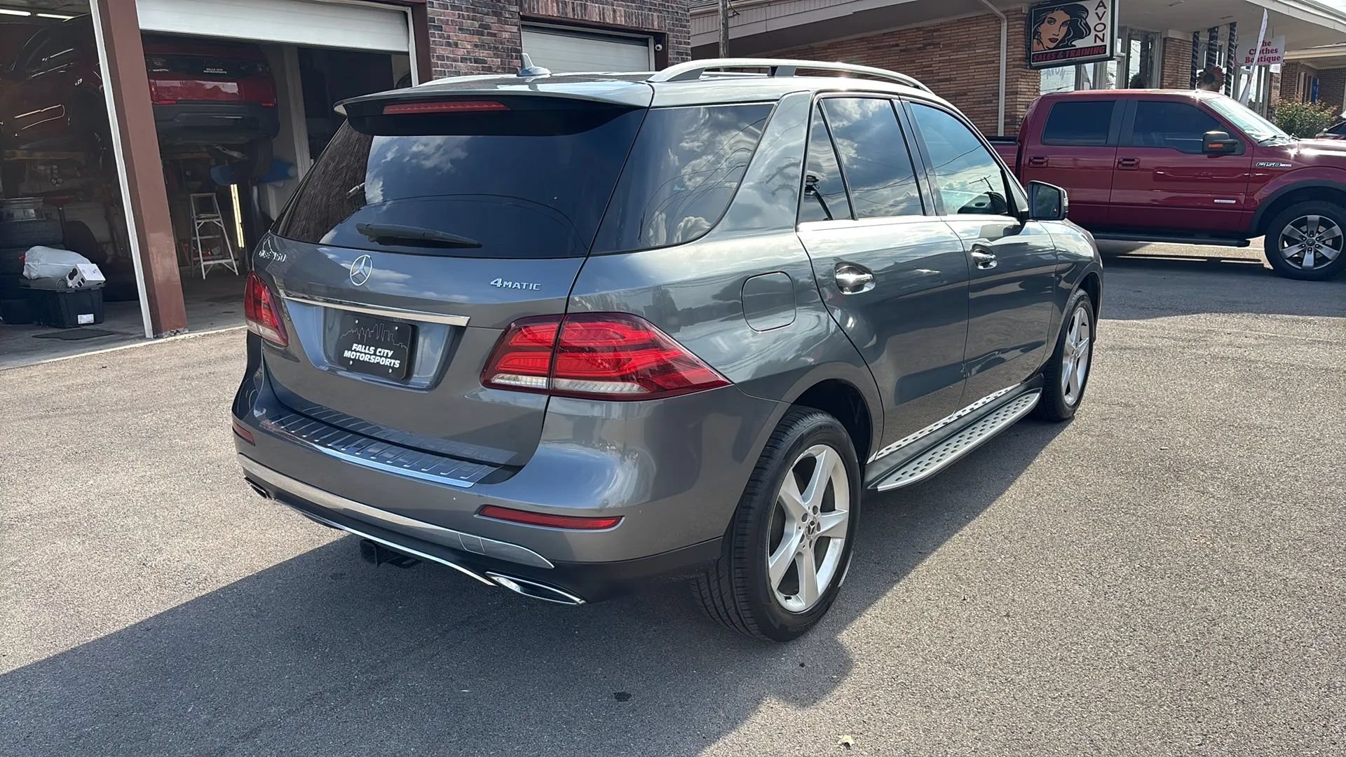 Used 2018 Mercedes-Benz GLE 350 4MATIC image 15