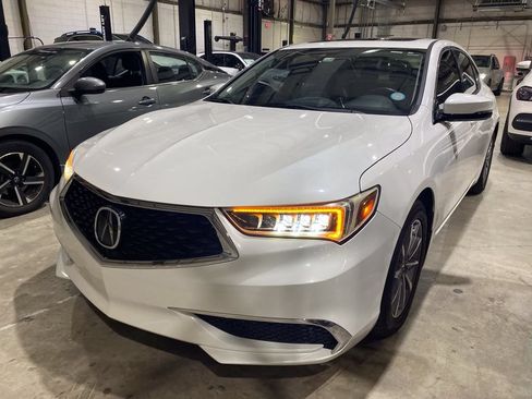 Used 2018 Acura TLX FWD image 18