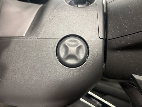 New 2026 Chevrolet Suburban Premier image 24