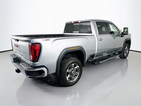 Used 2025 GMC Sierra 2500 SLE w/ SLE Value Package; AWD/4WD image 7