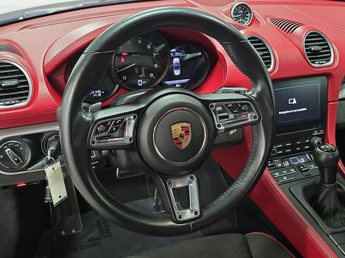 Certified 2022 Porsche 718 Boxster Spyder RWD image 13