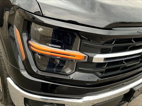 Used 2024 Ford F150 XLT w/ Tow/Haul Package image 32