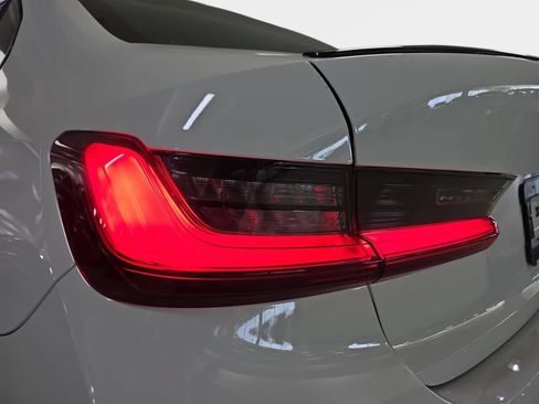 New 2026 BMW 330i Sedan w/ M Sport Package RWD image 22