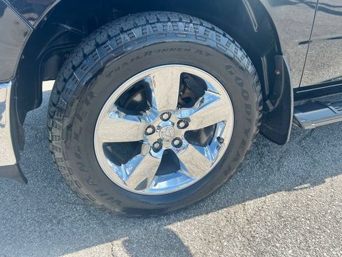 Used 2019 RAM 1500 ST w/ SXT Plus Group AWD/4WD image 13