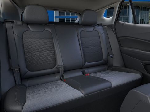 New 2026 Chevrolet Trax LT FWD image 17